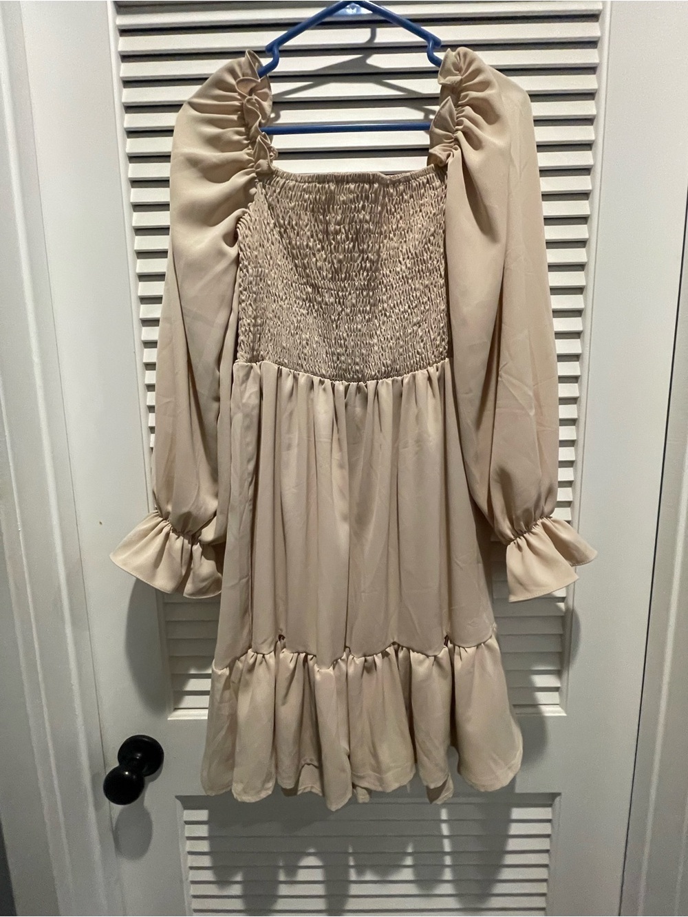 Women’s Cream Smocked Puff-Sleeve Dress